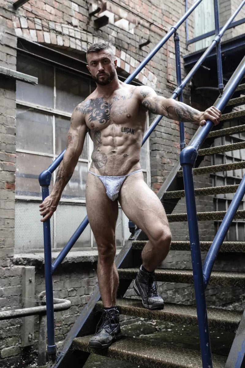 SUKREW G-String With Rounded Cupping Pouch Stretchy String Checker 30