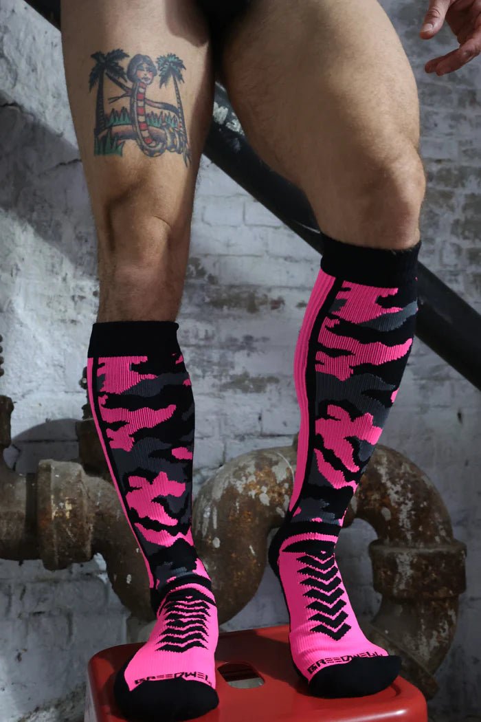 BREEDWELL Neo - Camo Socks Chevron Knee High Long Sock Neon Pink6