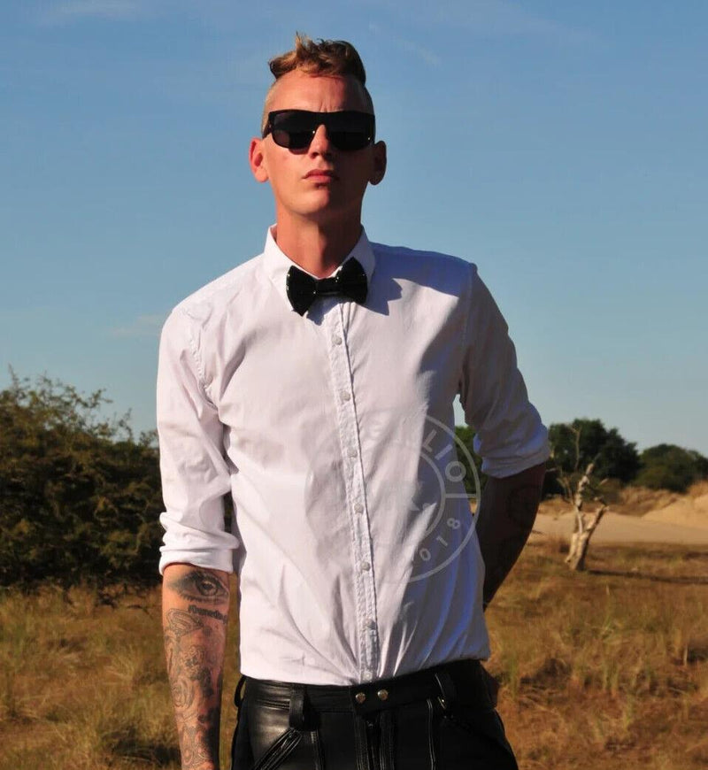 MR. RIEGILLIO PVC Bow Tie Shiny Black 2 - SexyMenUnderwear.com